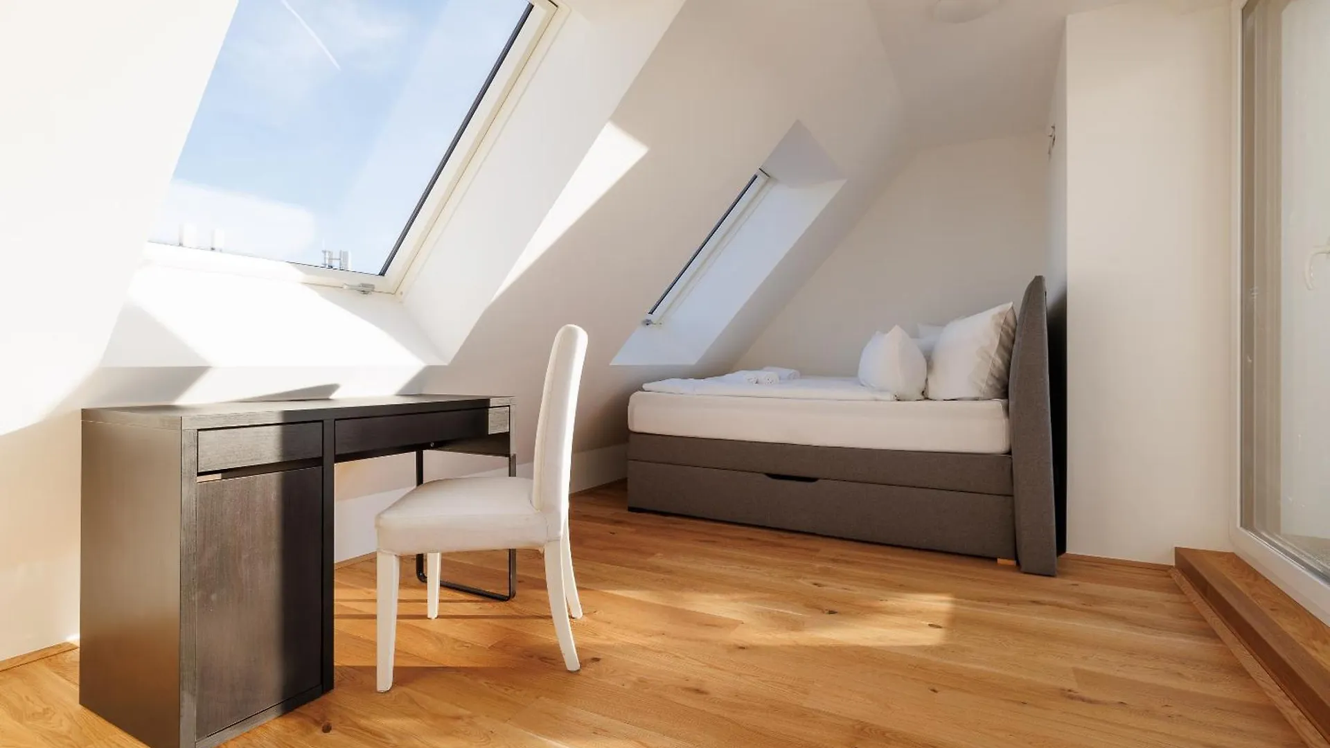 Symphony Apartments 40 - Modern Loft With Terrace And Grill In Central Location 비엔나